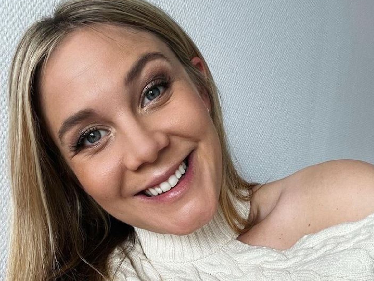 Die Sat.1 Frühstücksfernsehen Moderatorin Alina Merkau auf einem Selfie, aufgenommen am 10. Mai 2021. Der Screenshot wurde am 7. Juli erstellt.