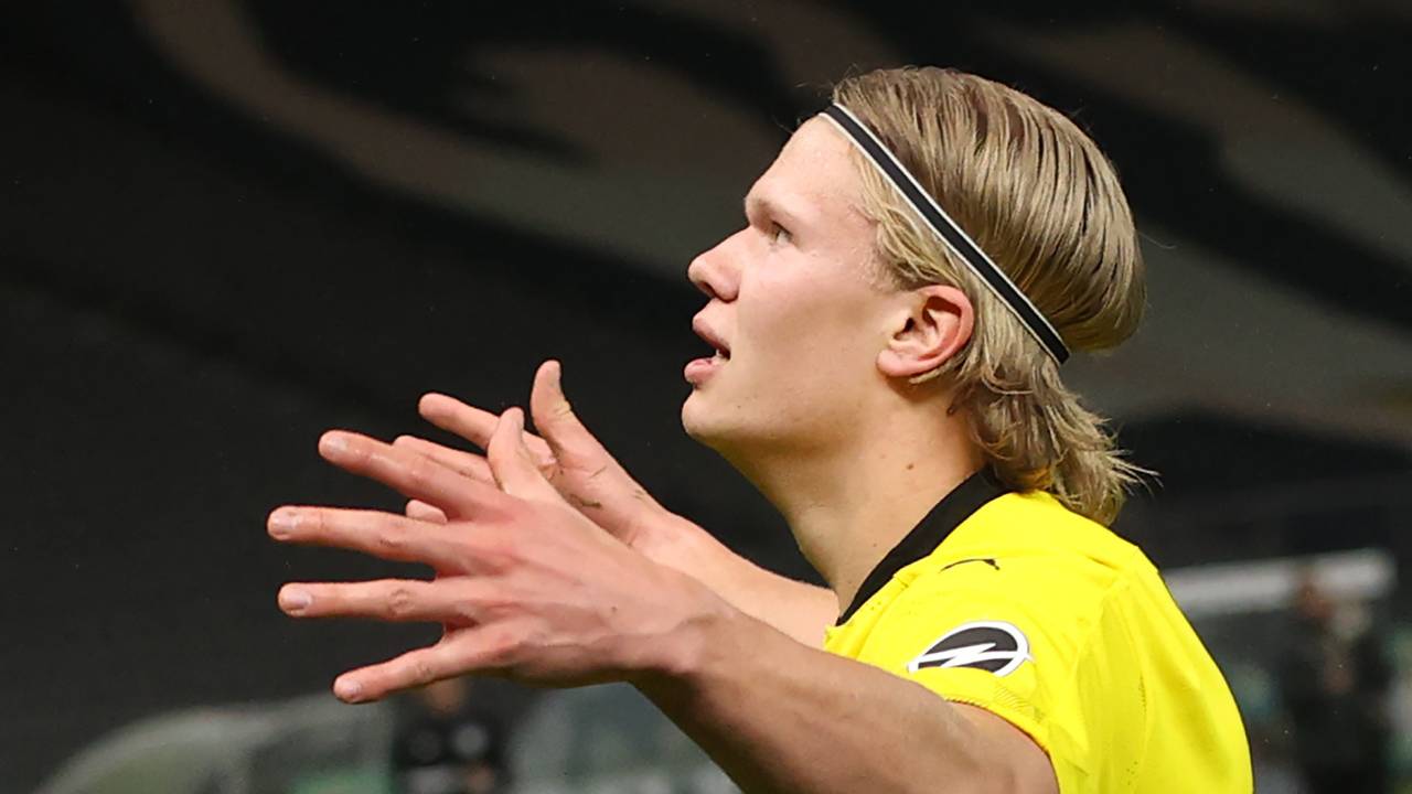 Dortmunds Torschütze Erling Haaland feiert das Tor zum 0:2 gegen RB Leipzig.