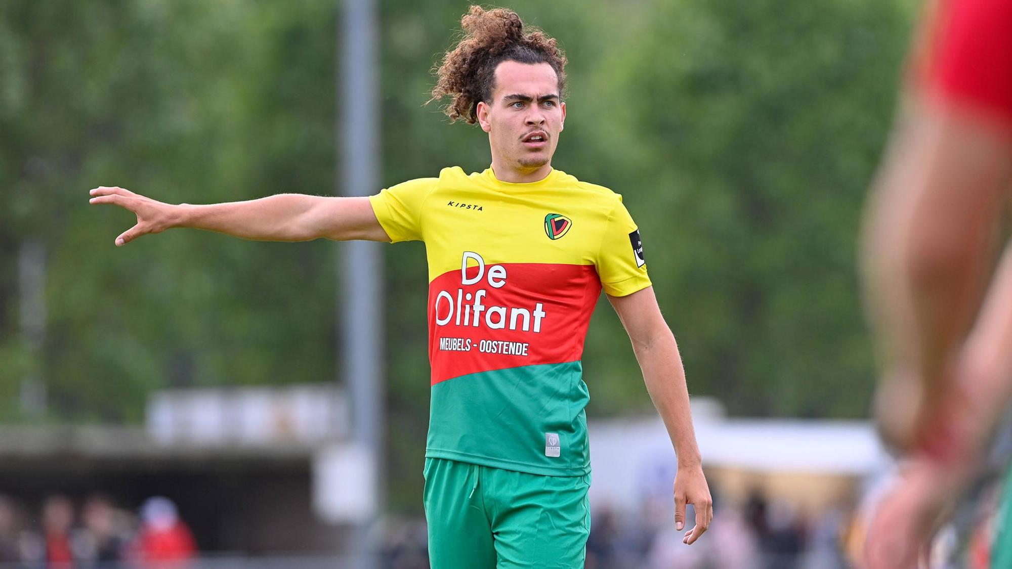 Arthur Theate spielt für KV Oostende.