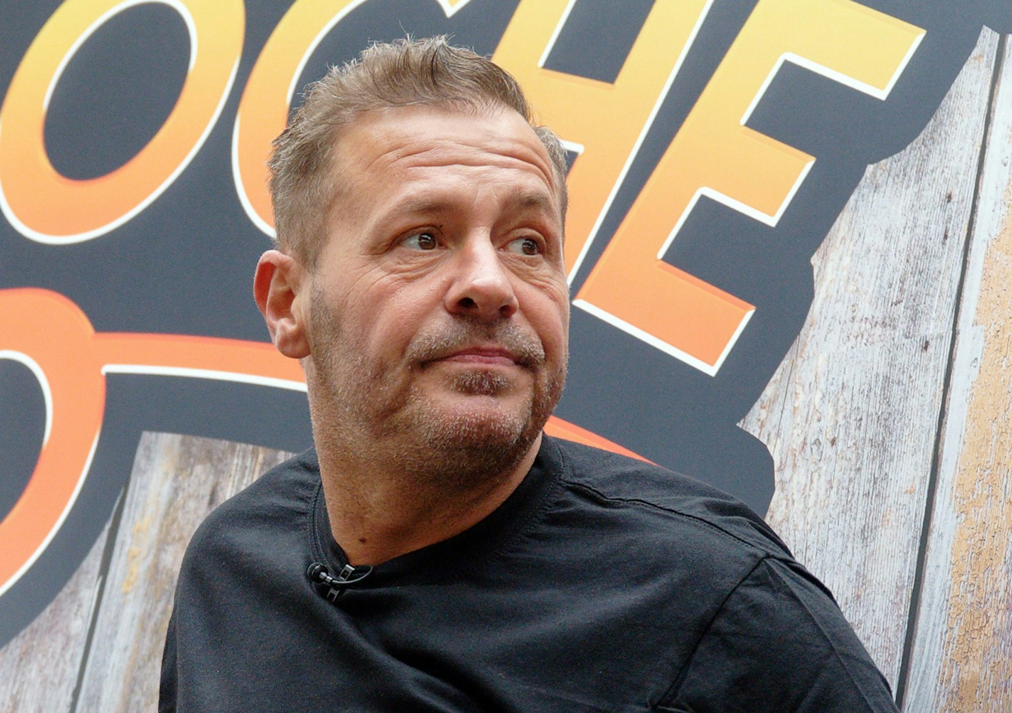 Der Kölner Schauspieler und Reality-Star Willi Herren bei der Eröffnung von Willi Herren's Rievkooche Bud.