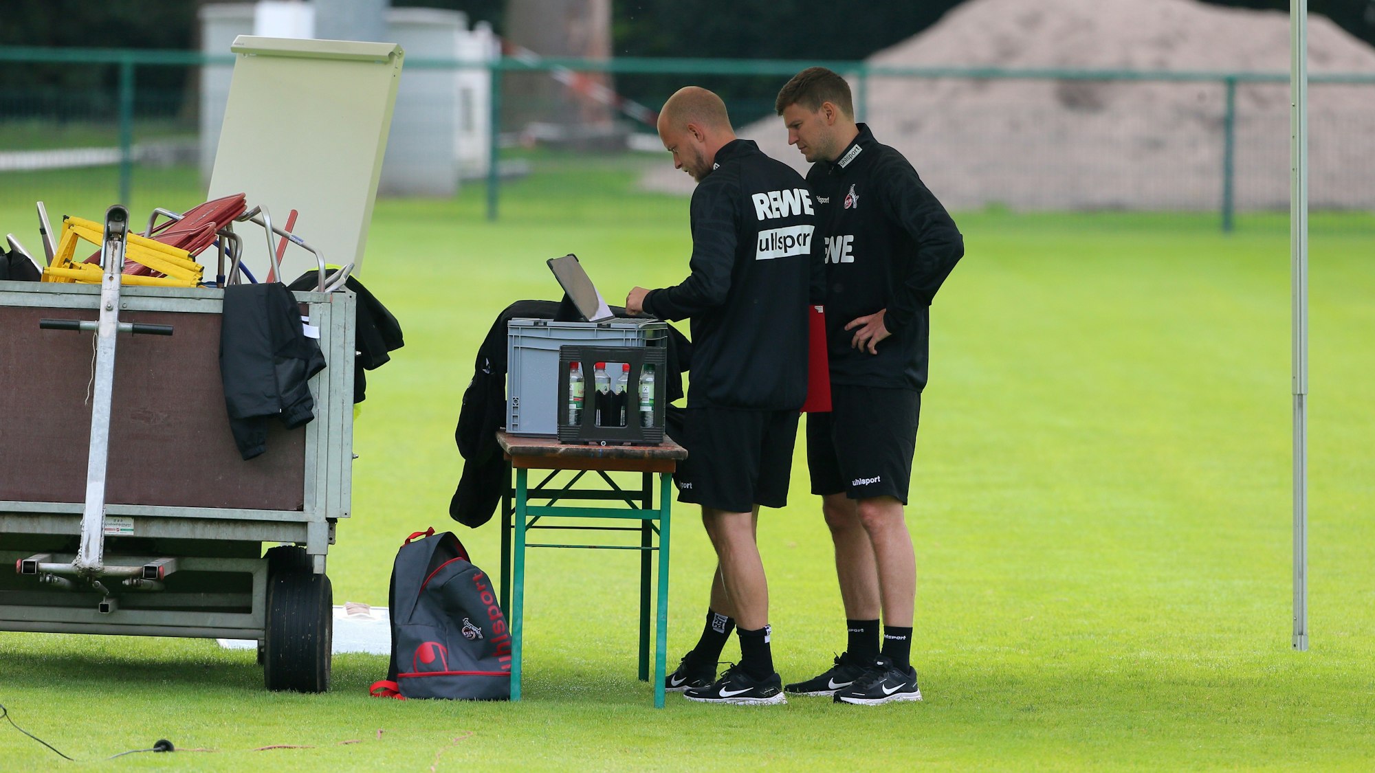 Der 1. FC Köln trainiert mit Schlager-Songs.