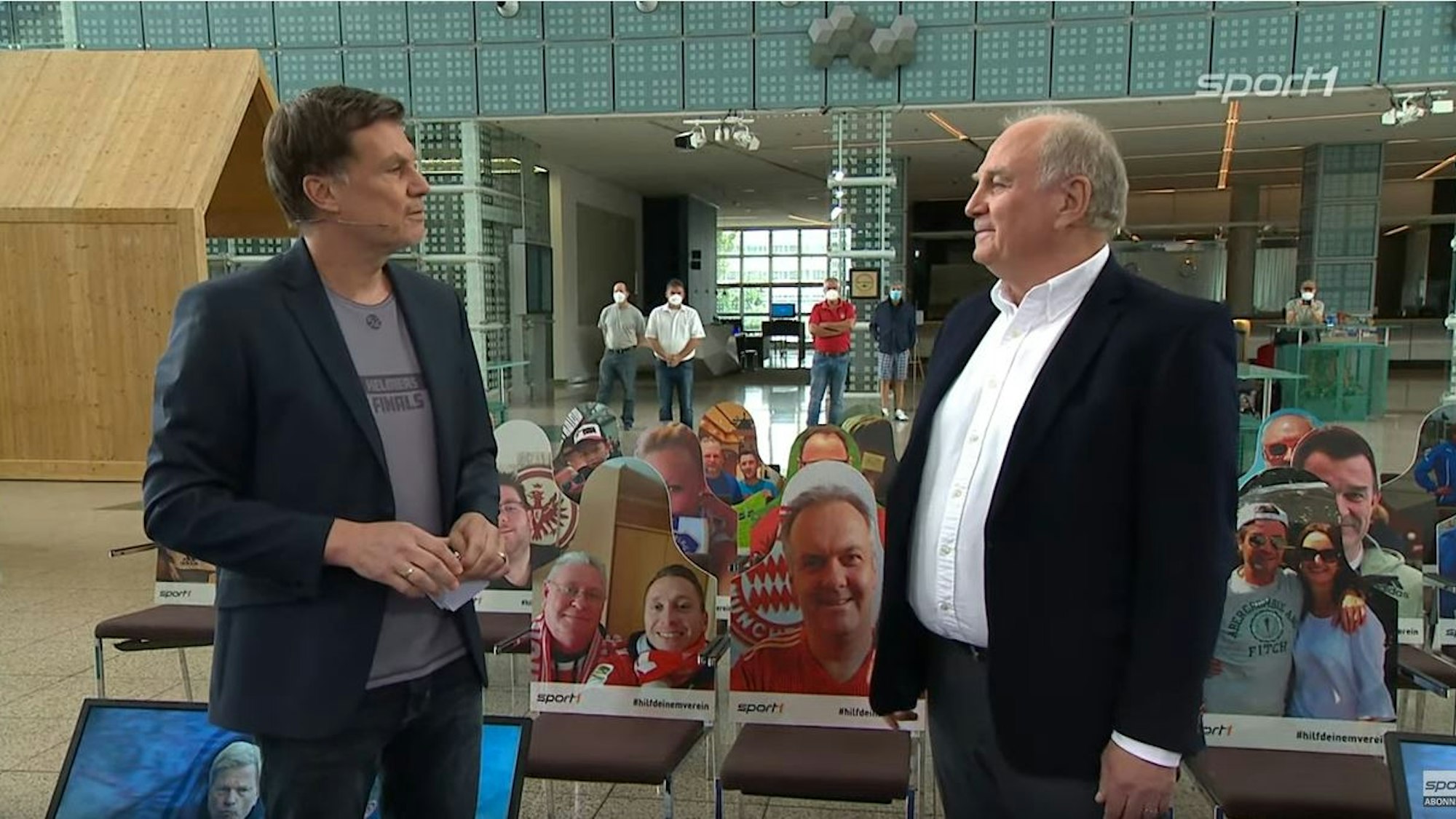 Uli Hoeneß zu Gast im Doppelpass von Sport1 bei Thomas Helmer.