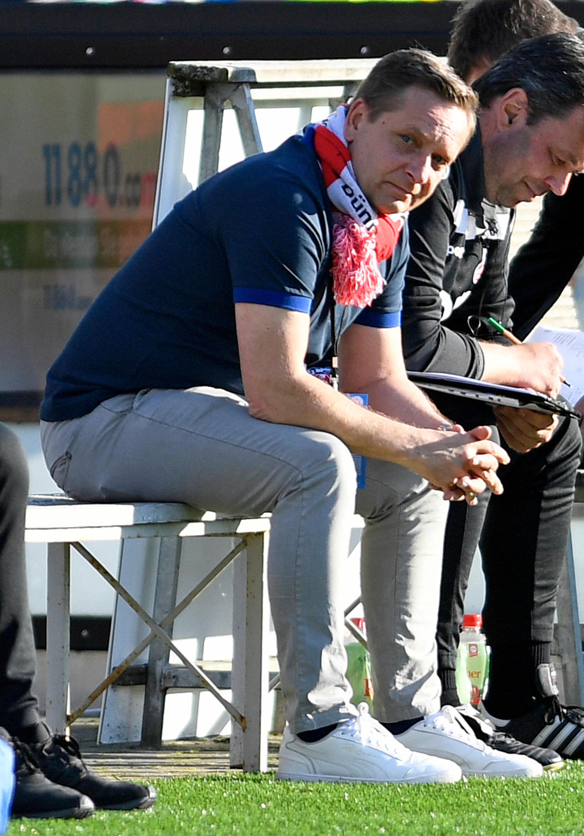 Horst Heldt sieht Sieg des 1. FC Köln in Kiel.