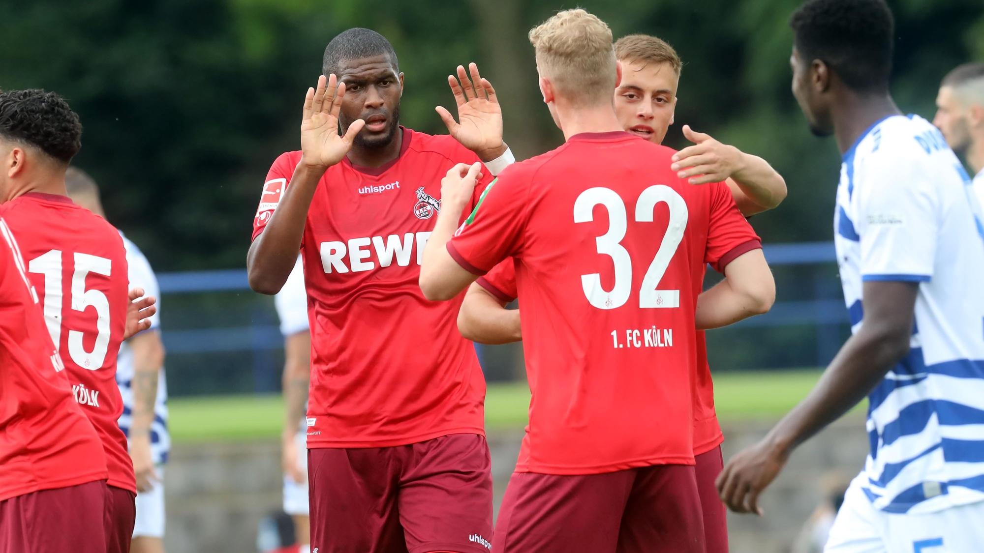 Anthony Modeste trifft für den 1. FC Köln.