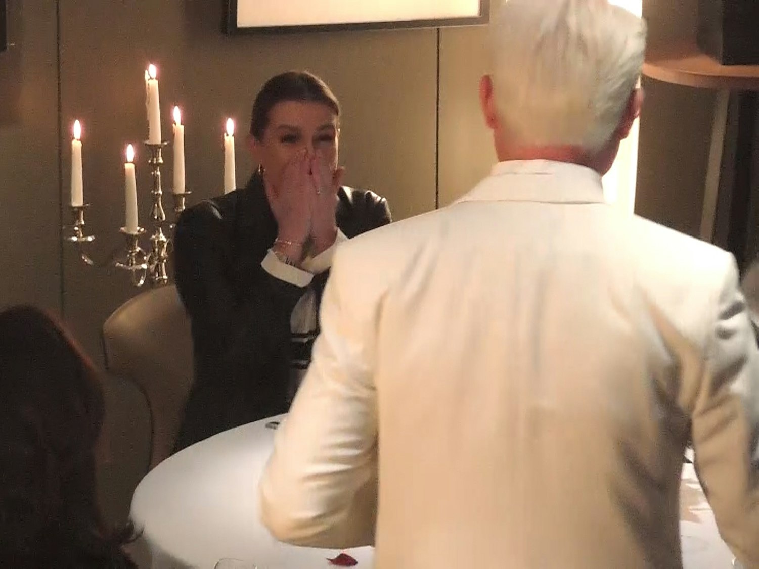 Laura Wontorra bei Dreharbeiten für Verstehen Sie Spaß mit Guido Cantz.