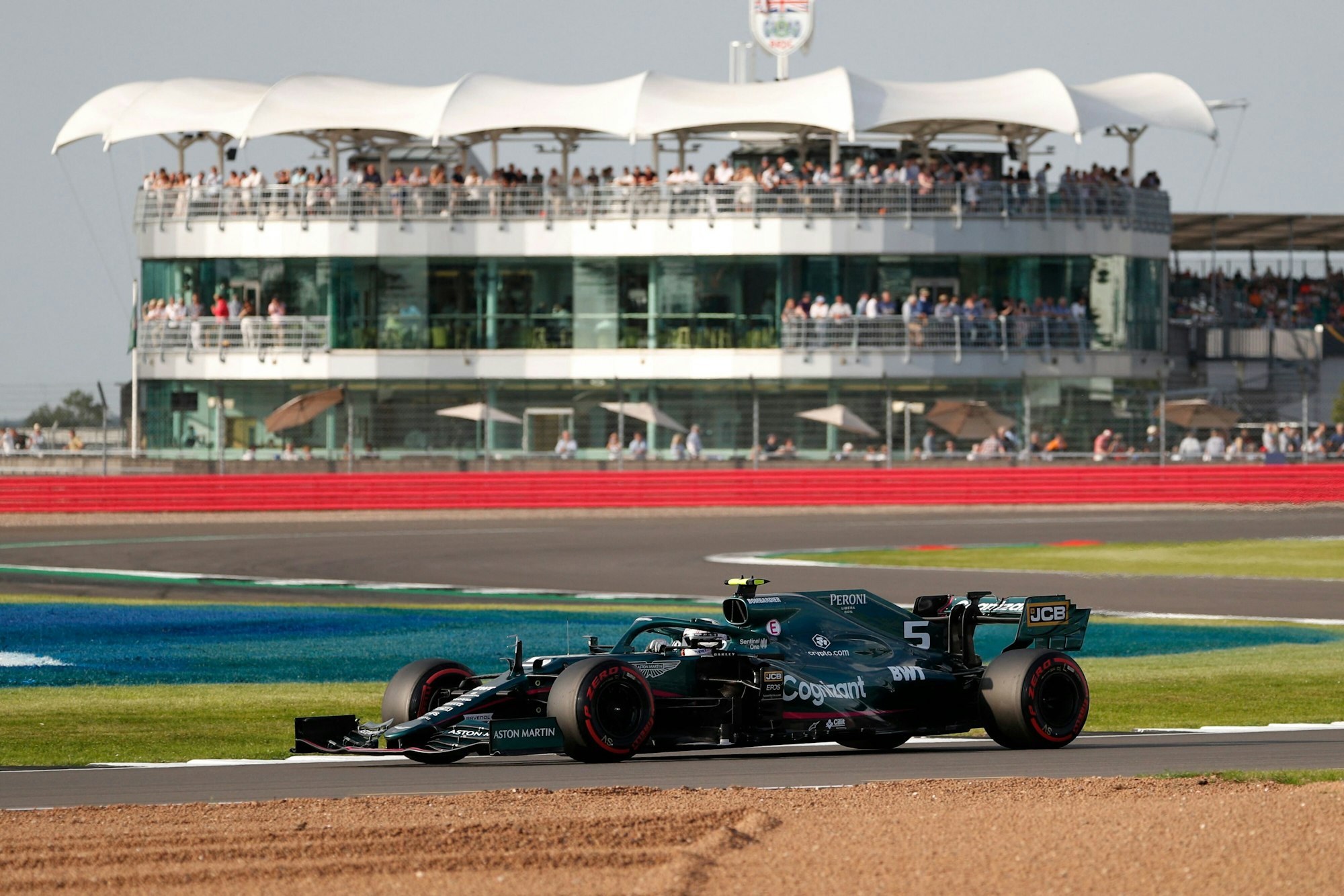 Sebastian Vettel am Freitag (16. Juli) beim Qualifying der Formel 1 in Silverstone.