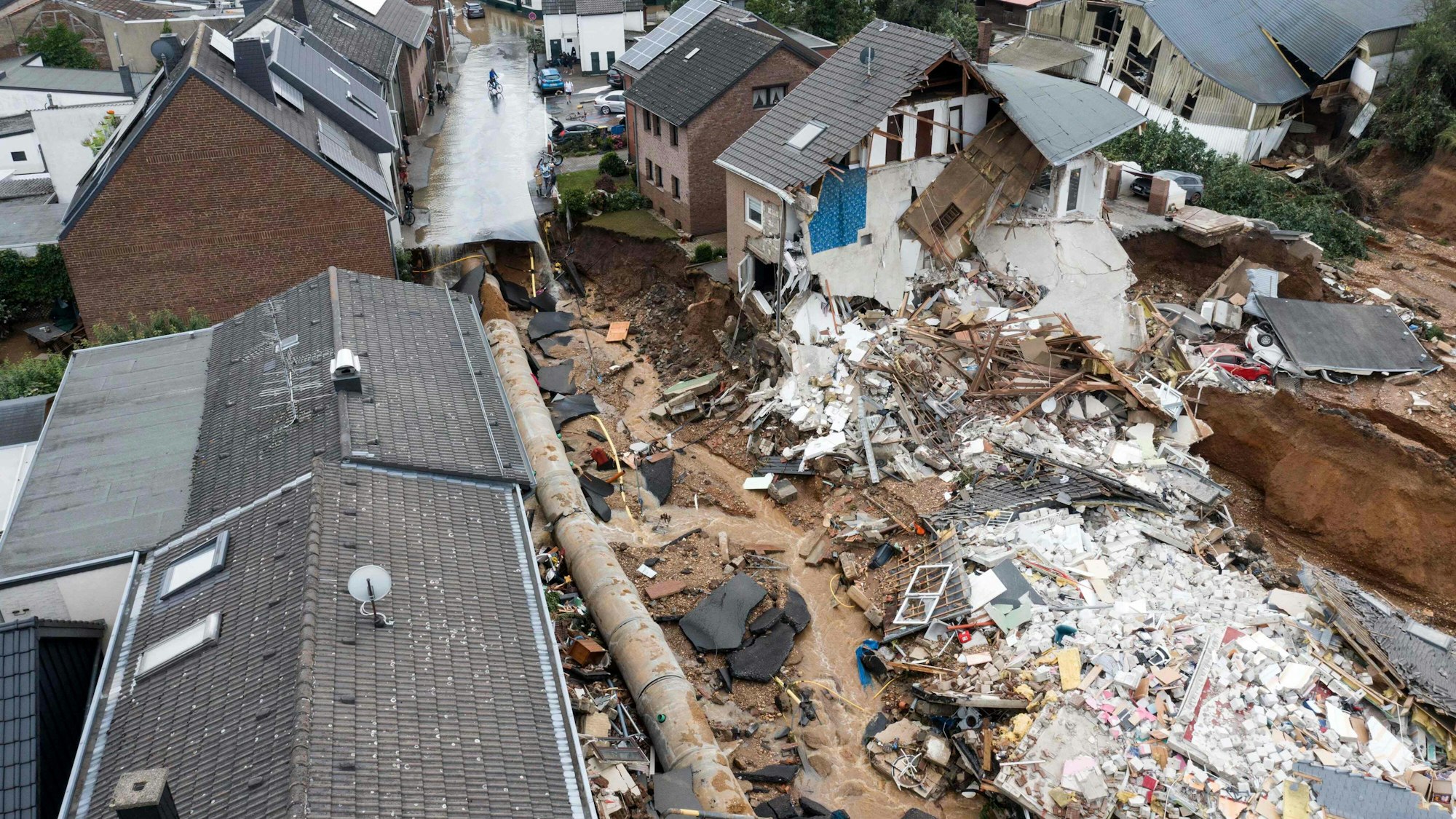 Den Stadtteil Blessem in Erftstadt hat es besonders heftig erwischt (Foto vom 16. Juli 2021).