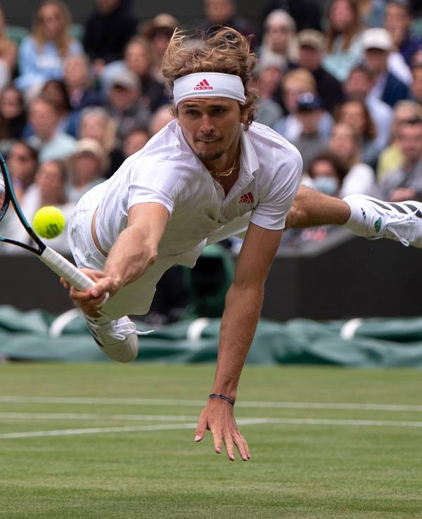 Tennis: Alexander Zverev in Aktion in Wimbledon.