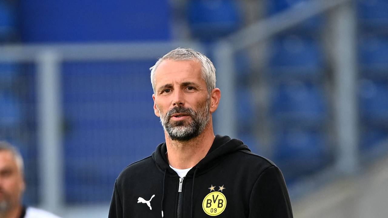 Marco Rose beim Testspiel gegen den VfL Bochum an der Seitenlinie.