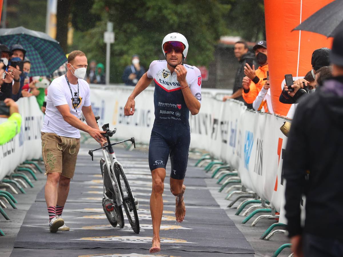 Jan Frodeno läuft beim Triathlon-Weltrekord.