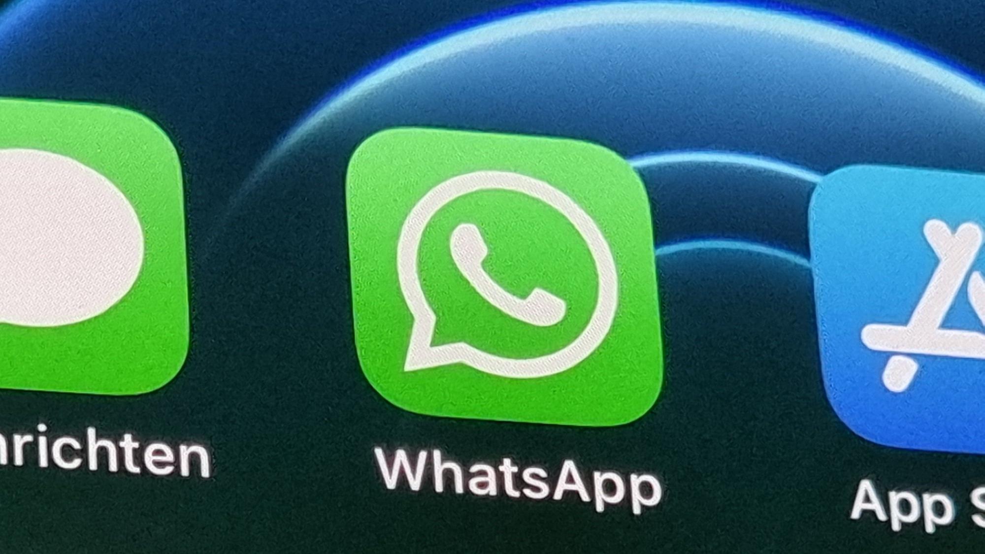 Die Anwendung von WhatsApp auf einem iPhone. WhatsApp belegt derzeit nur noch Platz 30 in den Download-Charts. Heiß begehrt ist aktuell die Anwendung „Picture This – Pflanzen Bestimmen“.