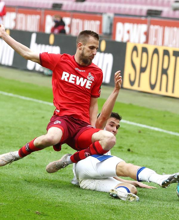 Dominick Drexler spielt für den 1. FC Köln gegen den FC Schalke 04.