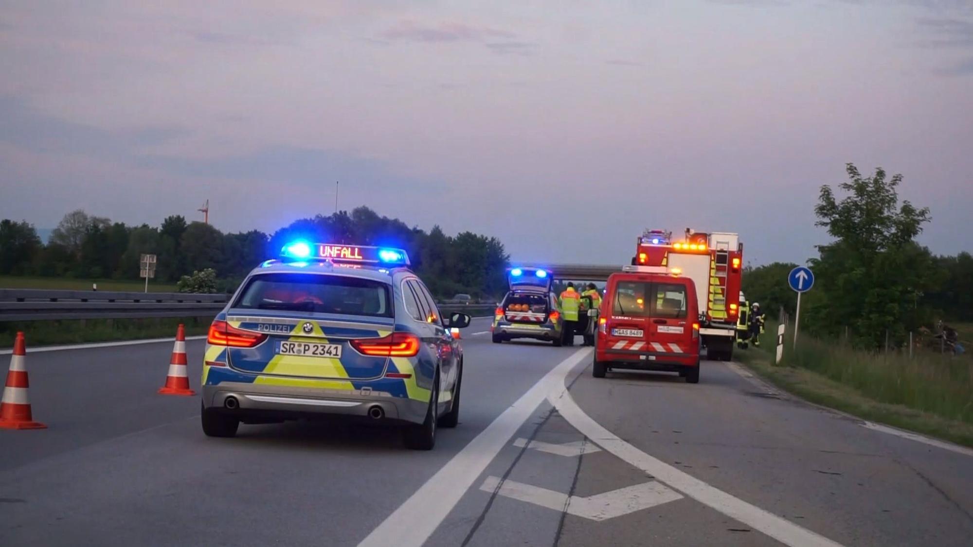 Ein betrunkener Lkw-Fahrer hat am 20. Juli auf der A42 bei Münster einen schweren Unfall verursacht.