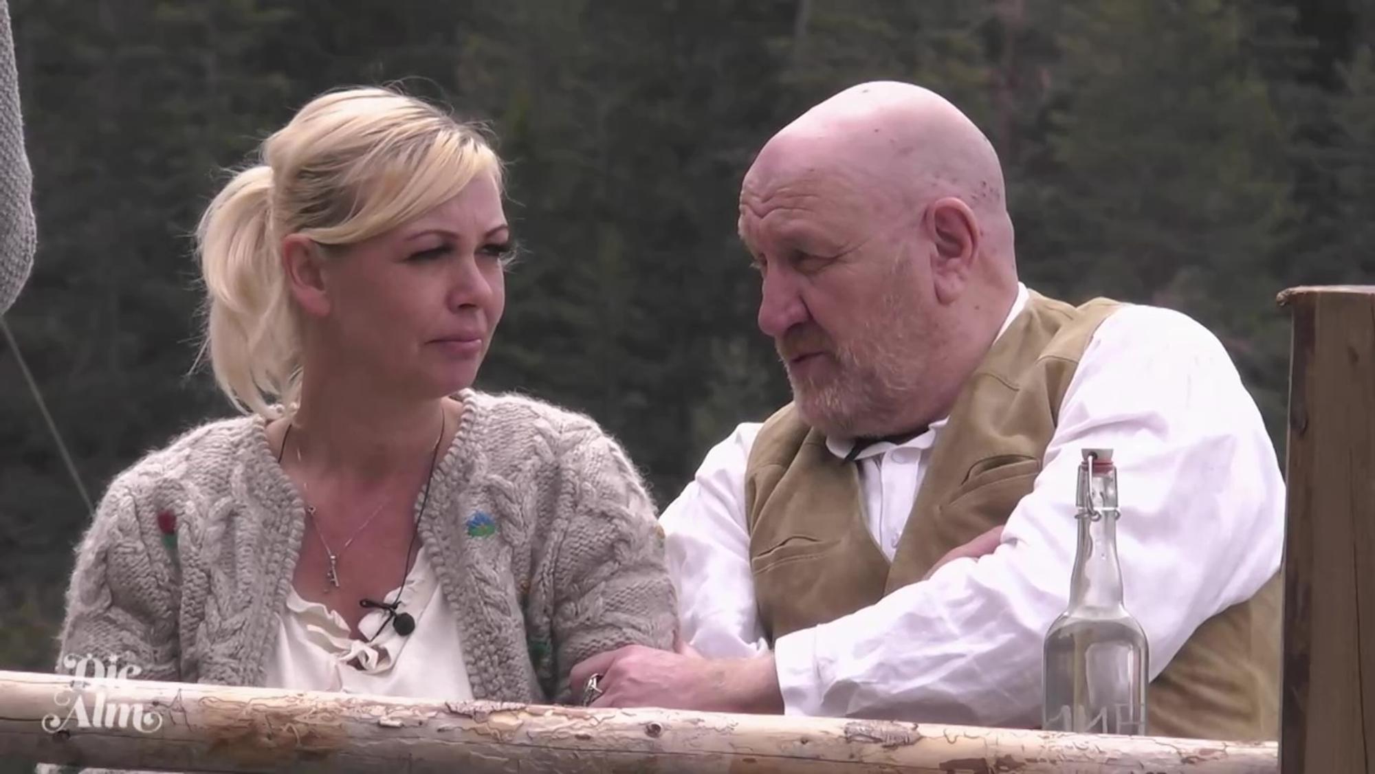 Vivian Schmitt und Eddy Kante gehören zu den Kandidaten von „Die Alm“ 2021 auf ProSieben.