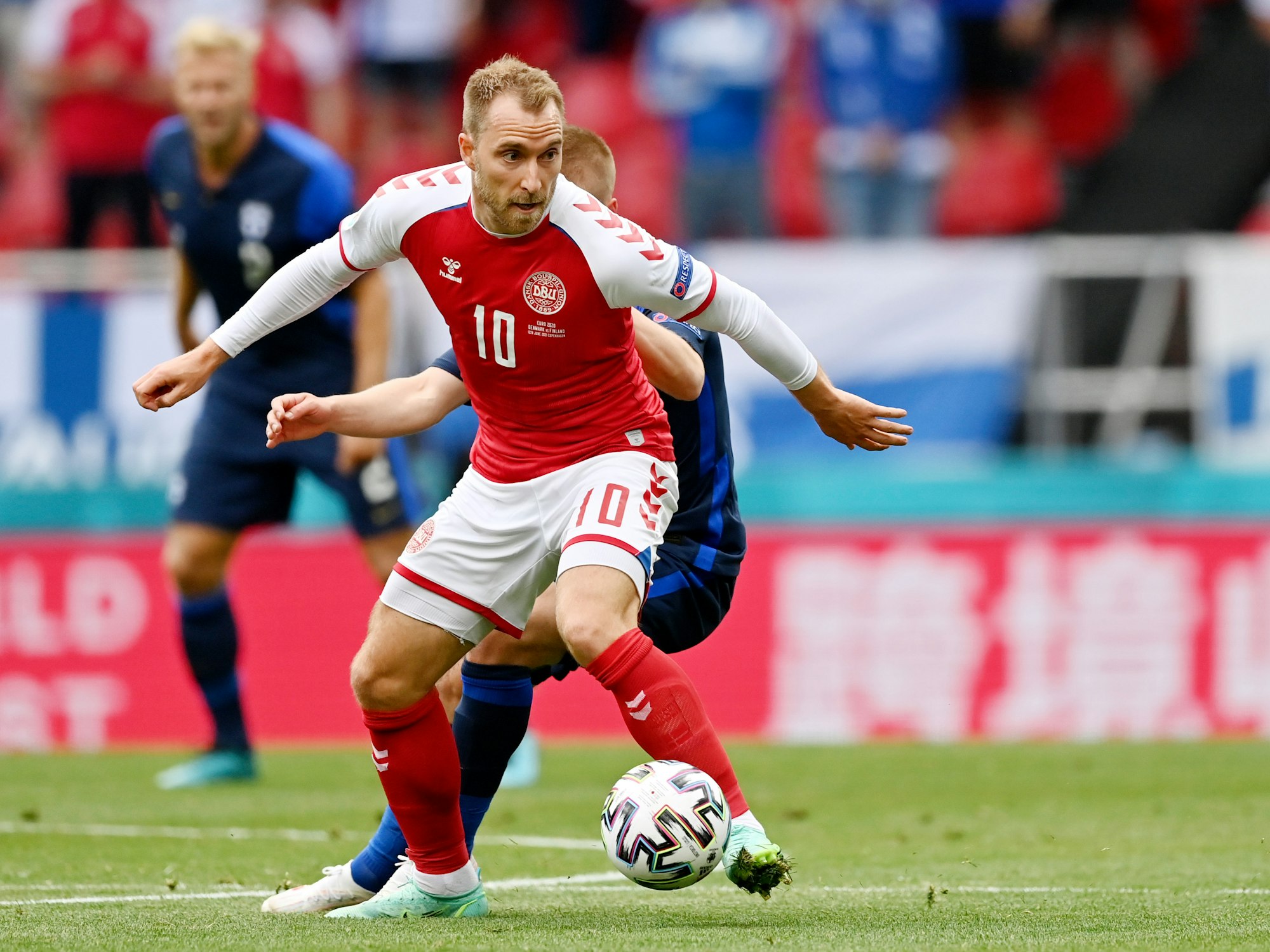 Christian Eriksen am Ball