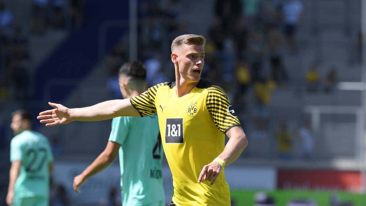 Steffen Tigges während eines testspiels von Borussia Dortmund gegen den VfL Bochum 1:3.