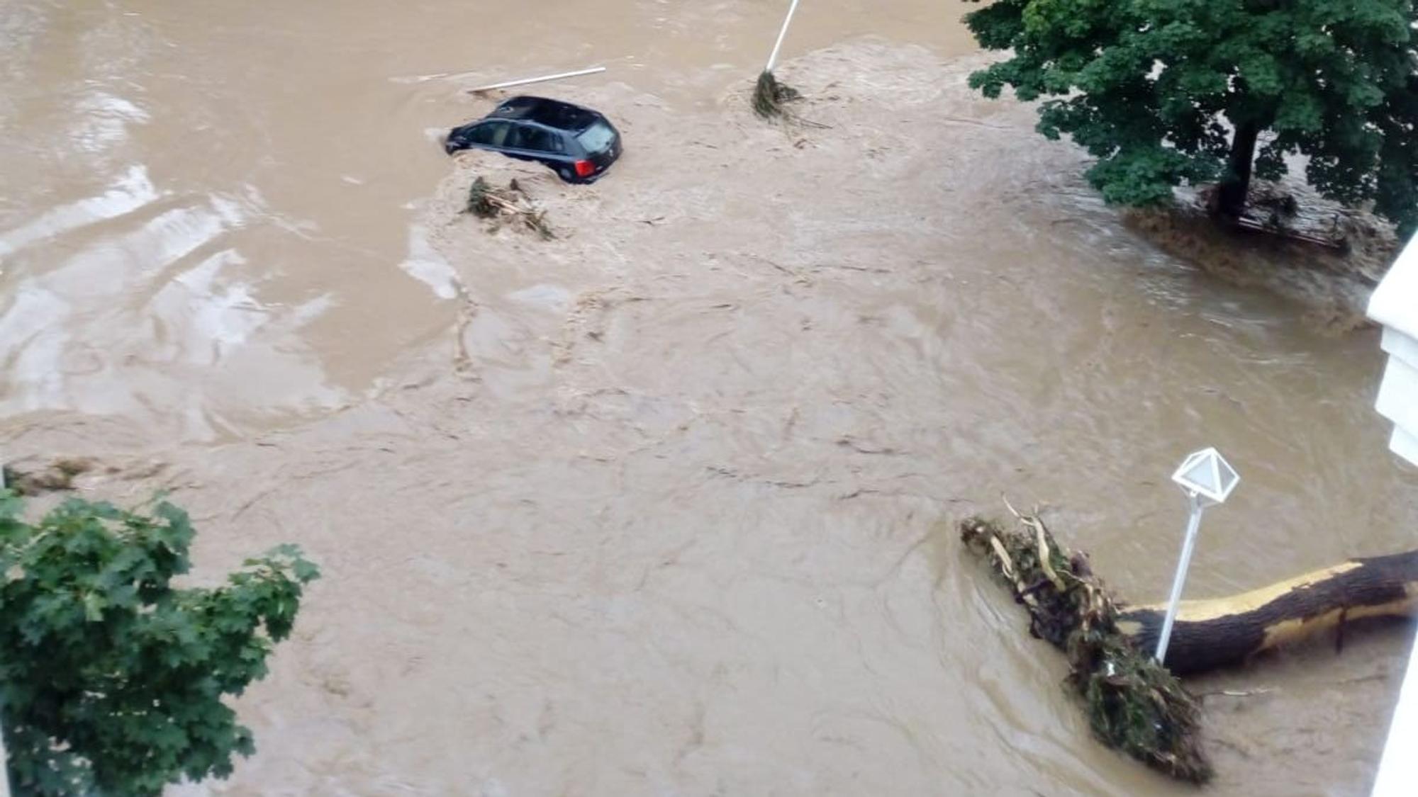 Das Hochwasser in Bad Neuenahr hat im Ort großen Schaden angerichtet.