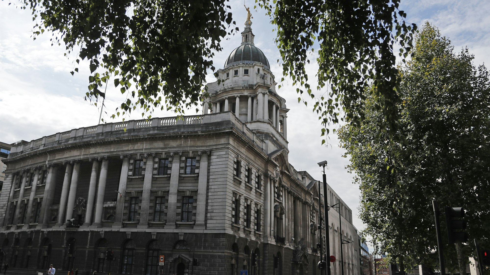 Unser Symbolfoto zeigt das Londoner Gerichtsgebäude Old Bailey am 8. August 2019.