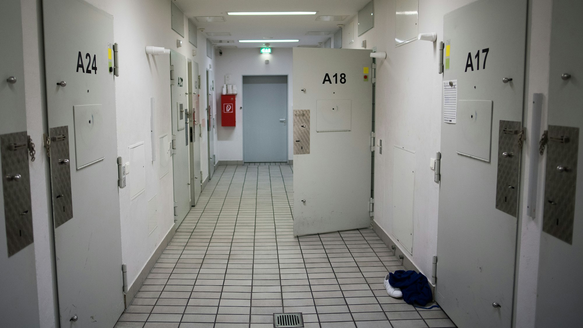 Gewahrsamszellen im Polizeipräsidium.