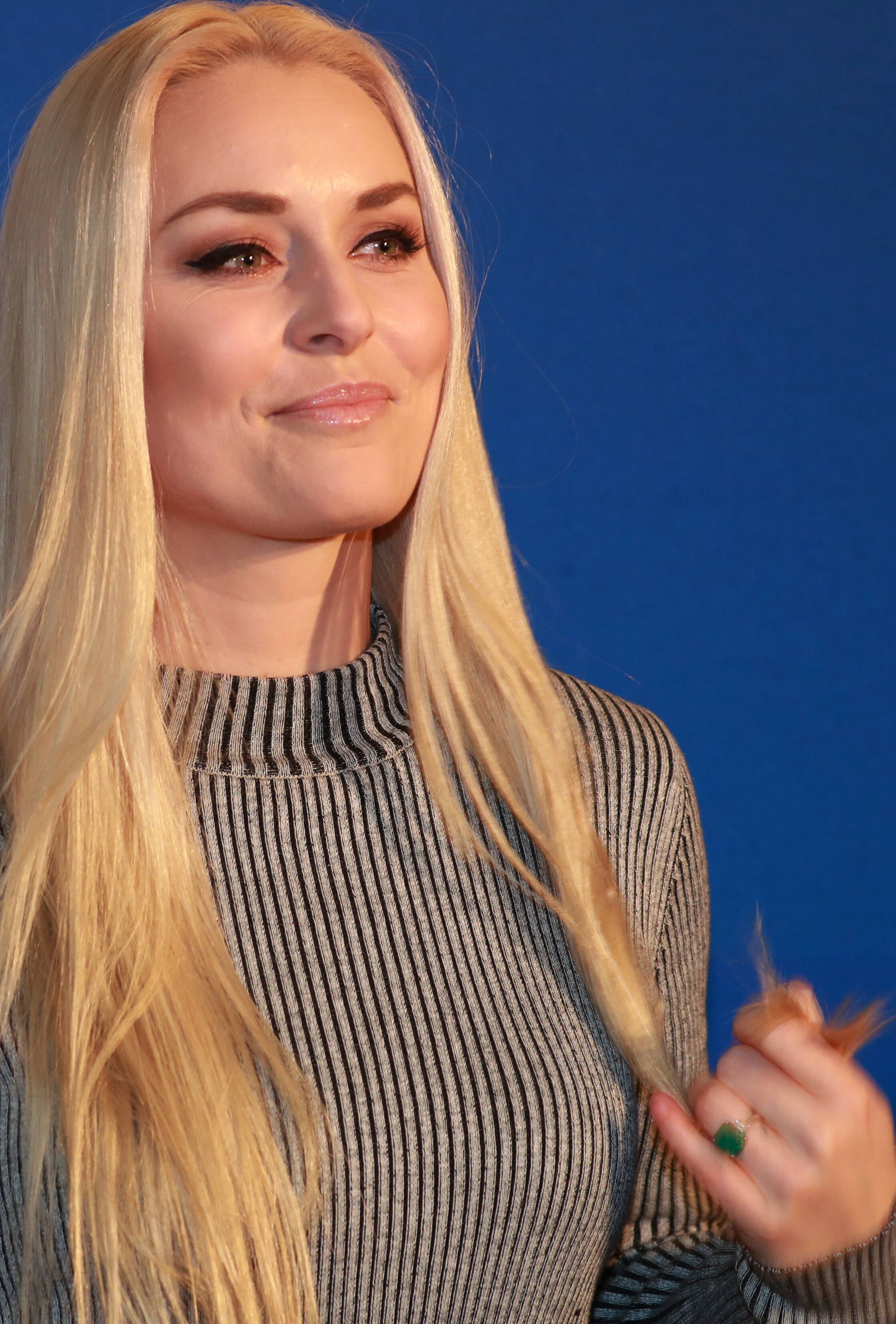 Lindsey Vonn (USA) veröffentlichte auf Instagram ein Video von ihrem Training, wobei sie sich übergeben musste.