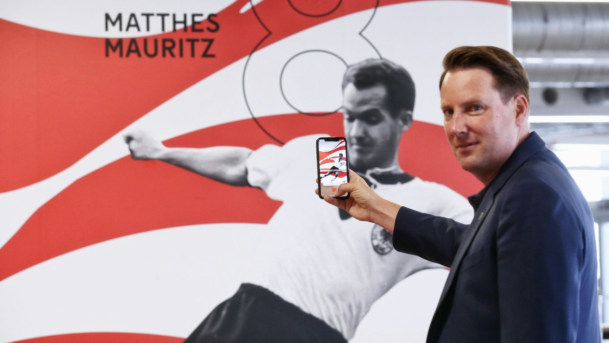 Begehung des neu gestalteten Umlaufs in der MSA
Garffiti und digitalen Bildern mit Marketing-Cheff Christian Koke