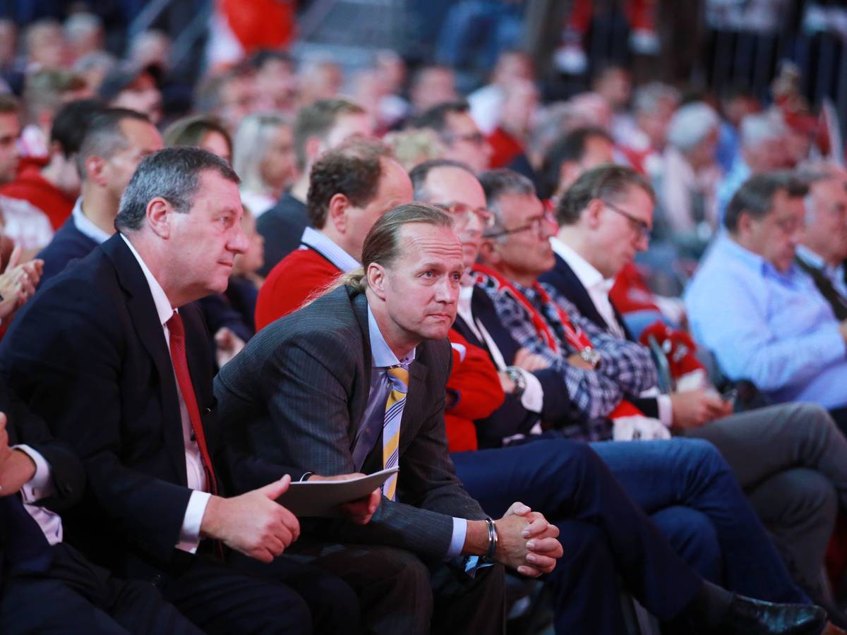 Mitgliederversammlung des 1. FC Köln in der LanxessArena
von links: Eckhard Sauren, Werner Wolf, Stefan Müller-Römer