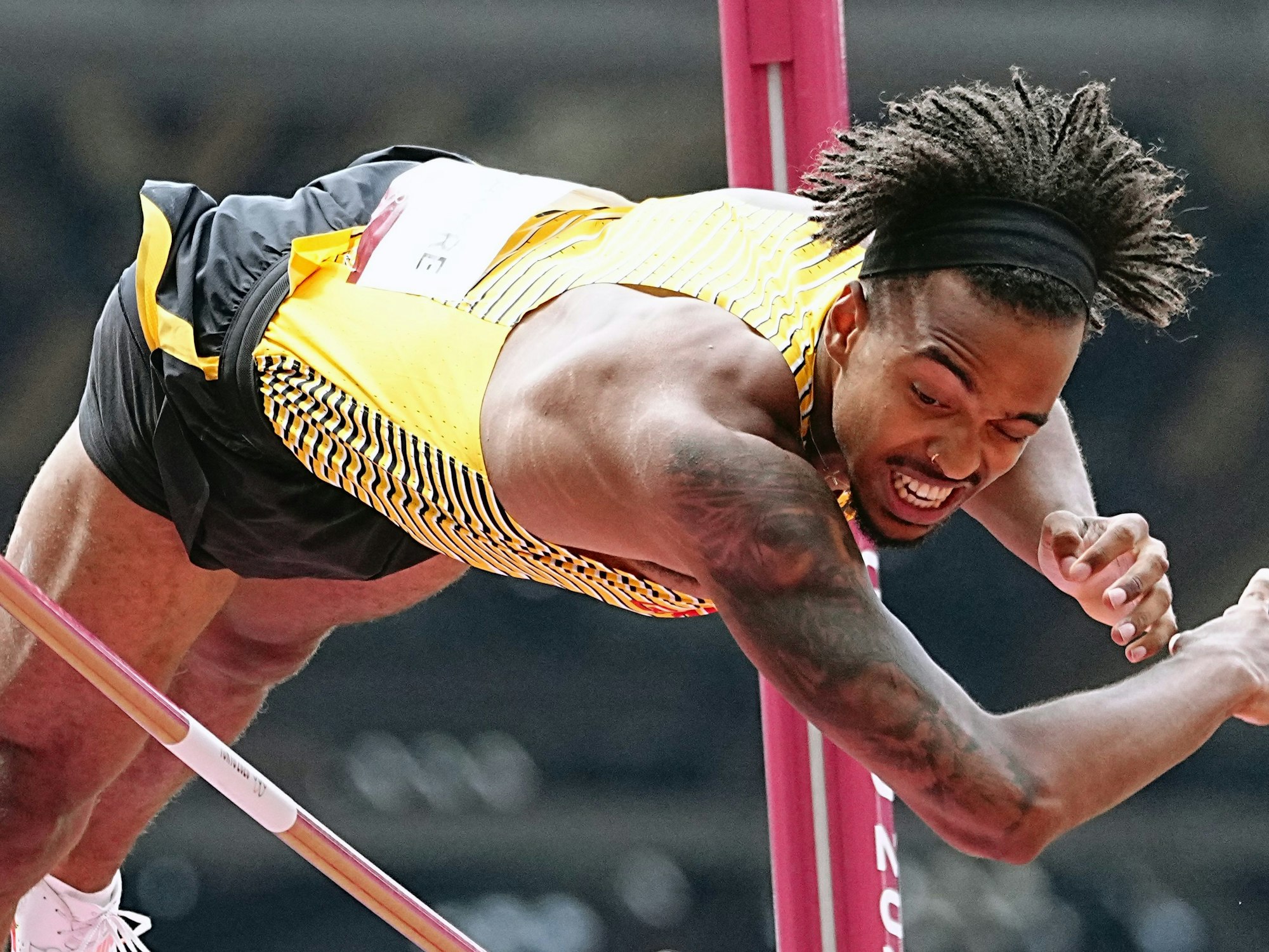 Stabhochsprung-Qualifikation im Olympiastadion: Bo Kanda Lita Baehre von Deutschland in Aktion.