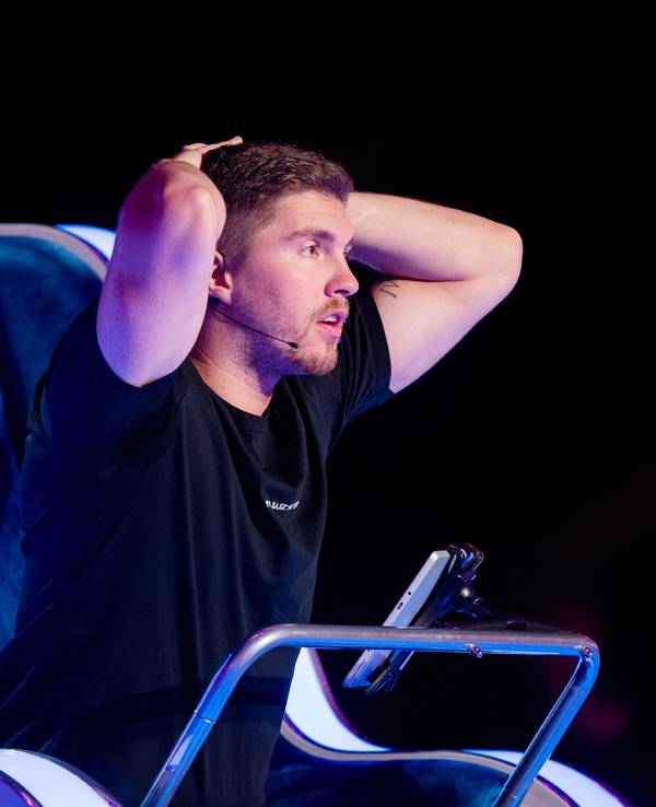 Joey Heindle in der RTL-Show "The Wheel - Promis drehen am Rad"