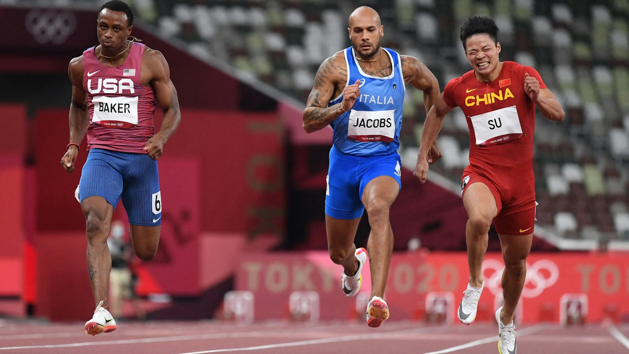 Marcell Jacobs holt Gold über 100 Meter bei Olympia.