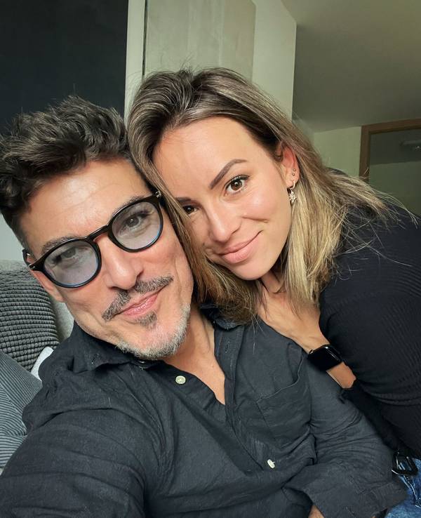 Chris Töpperwien am 3. August 2021 mit seiner Freundin Nicole.