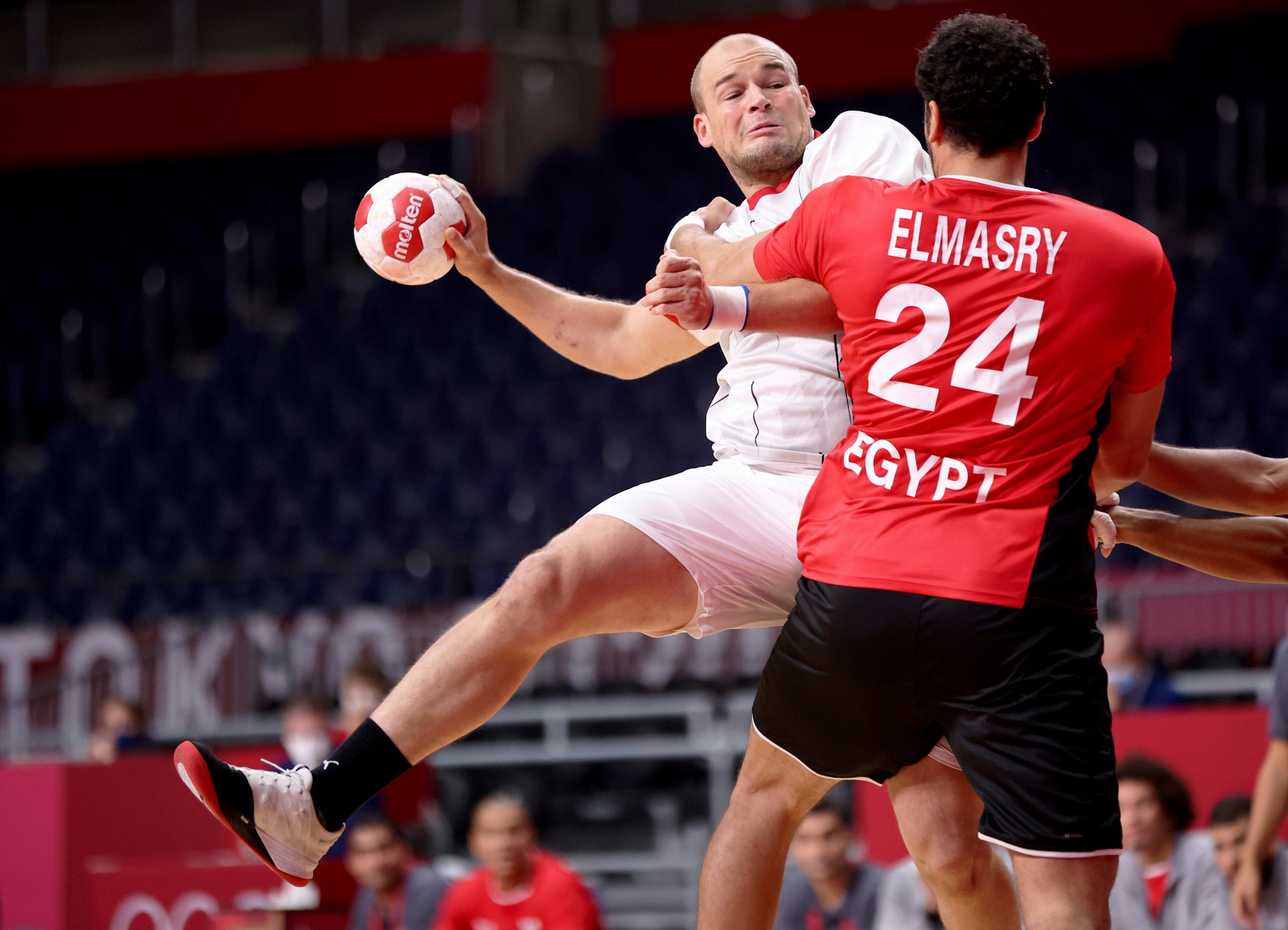 Deutschland kämpft um den Einzug ins Olympia-Halbfinale.