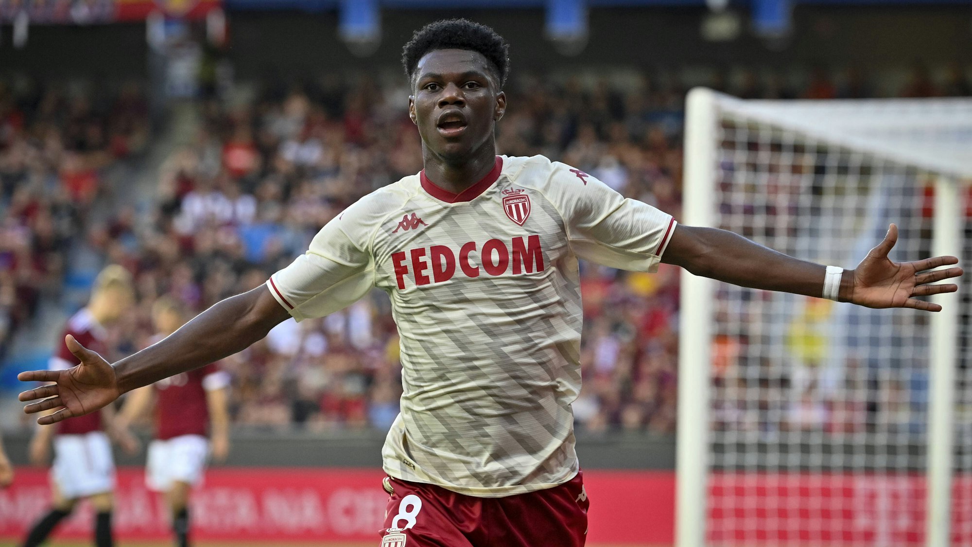 Aurelien Tchouameni jubelt für AS Monaco gegen Sparta Prag.
