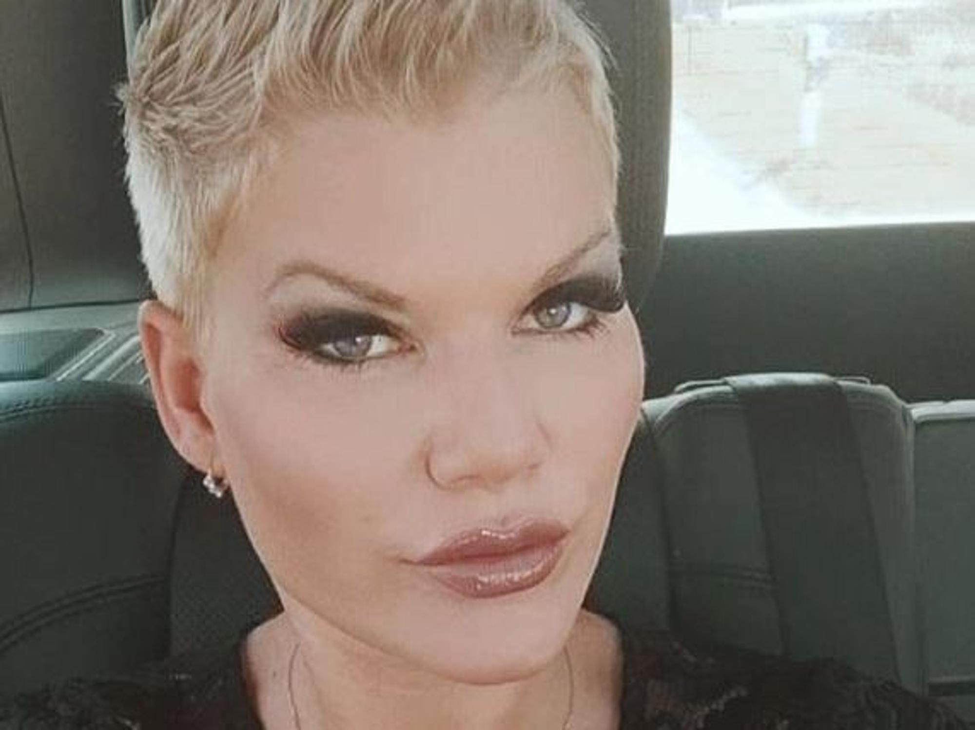 26. Juli 2021: Melanie Müller posiert für ein Instagram-Selfie. Die Mallorca-Sängerin hat auf der Insel auch zwei Wurstbuden. Foto: Instagram / melanie.mueller_offiziell