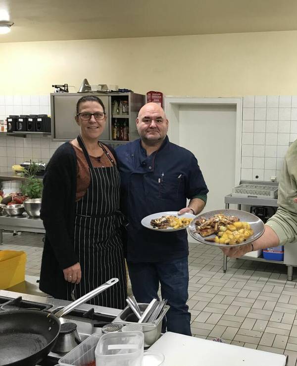 Frank Rosin in der Folge „Rosins Restaurants“ vom 5. August (Kabel Eins) mit Robert und Alexandra Gerich aus Neuötting