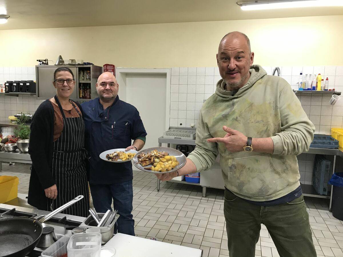 Frank Rosin in der Folge „Rosins Restaurants“ vom 5. August (Kabel Eins) mit Robert und Alexandra Gerich aus Neuötting