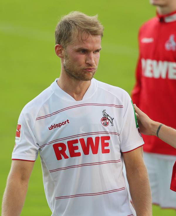 Sebastian Andersson spricht beim 1. FC Köln mit Ondrej Duda.