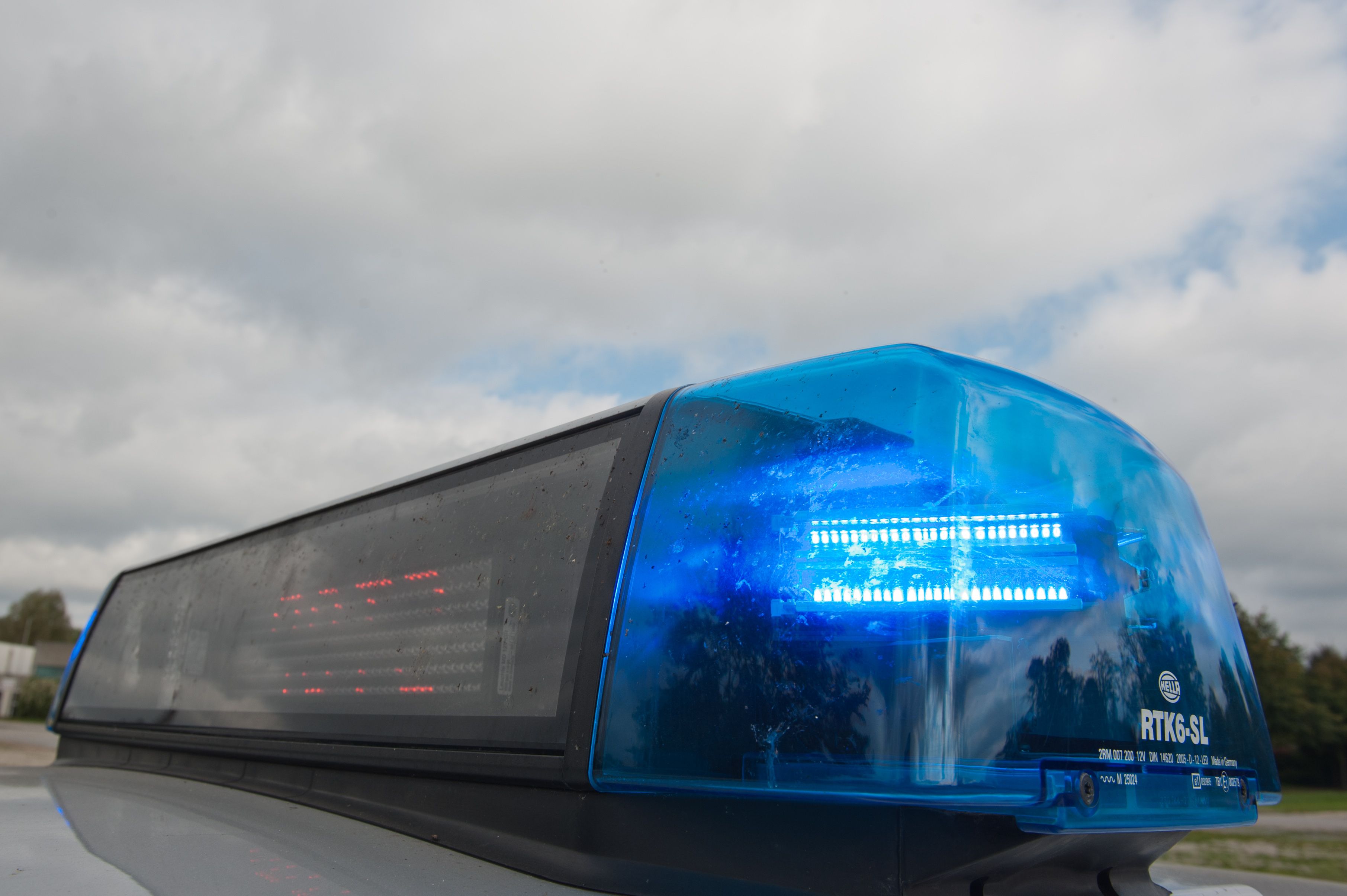 Im Rhein-Erft-Kreis ist ein Vermisster wieder da. Unser Symbolbild zeigt ein Polizeiblaulicht (2011 in Straubing).