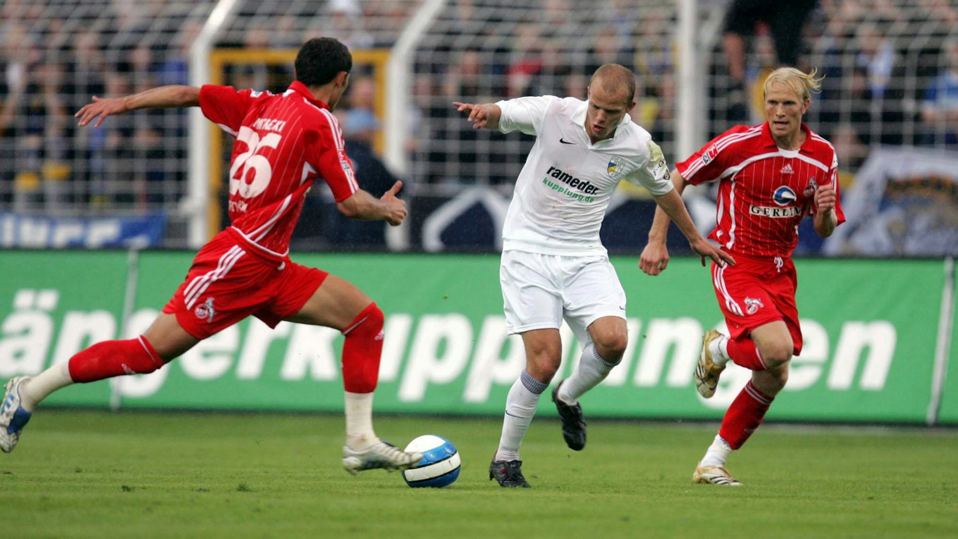 Tobias Werner spielt mit Carl Zeiss Jena gegen den 1. FC Köln.