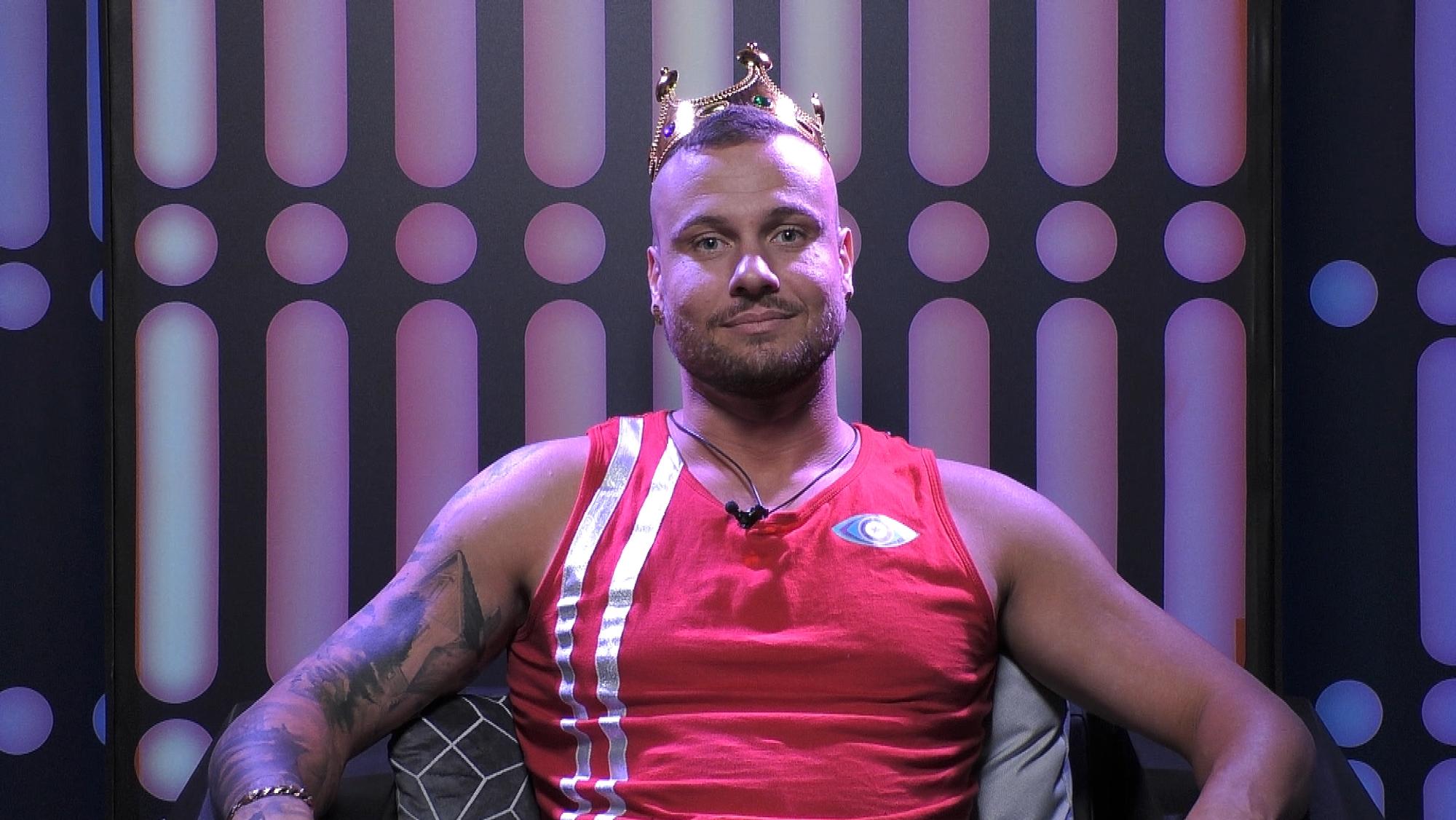 Promi Big Brother 2021, Kandidat Eric Sindermann im Sprechzimmer