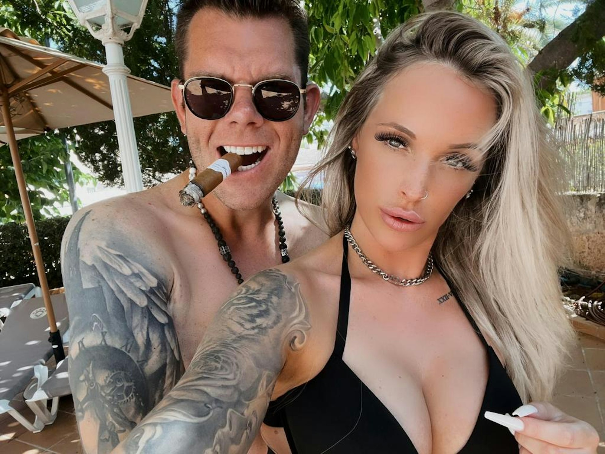 Dennis Schick mit Begleitung Jenny Anfang August 2021 auf Mallorca. Das Foto wurde EXPRESS von Dennis Schick honrarfrei zur Berichterstattung zur Verfügung gestellt.