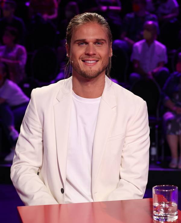 Rúrik Gíslason in der RTL-Show "5 gegen Jauch", Ausstrahlung am 7.8.2021