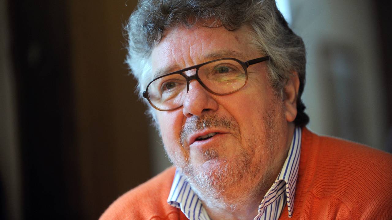 Michael Schanze spricht.