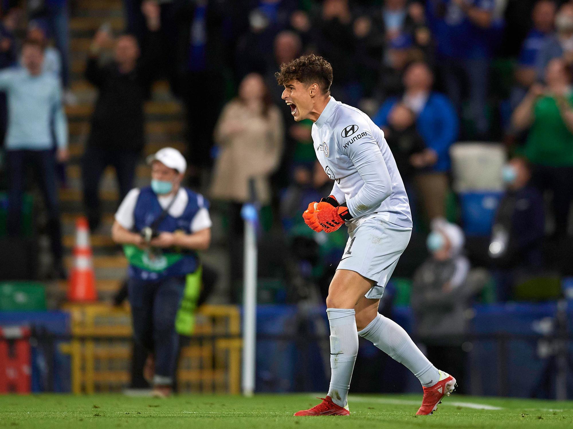 Chelsea-Keeper Kepa Arrizabalaga bejubelt den Sieg im Supercup gegen den FC Villareal.