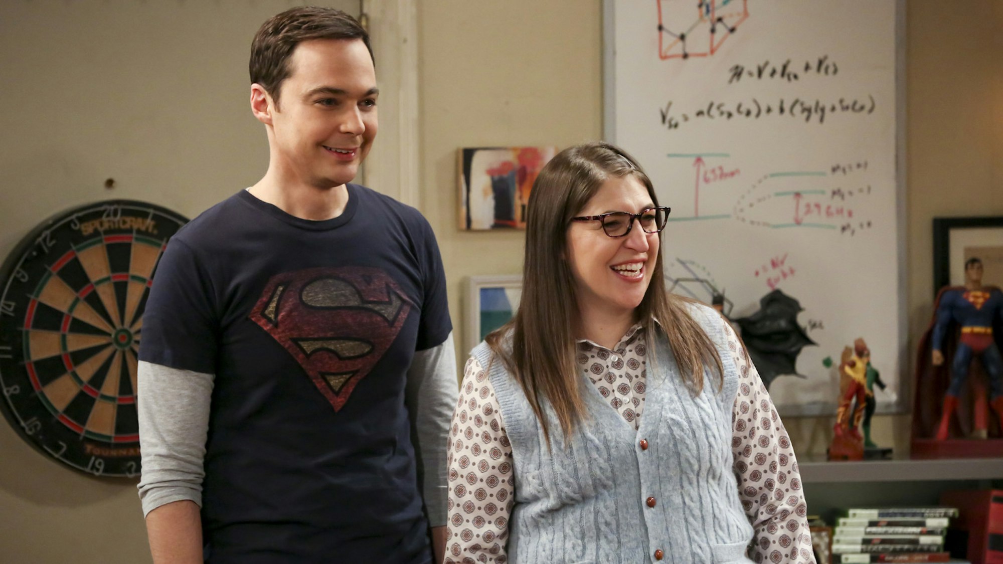 Schauspielerin Mayim Bialik wurde durch ihre Rolle der „Amy“ in der Sitcom „The Big Bang Theory“, u.a. an der Seite von Jim Parsons (Sheldon) berühmt. Nun wird sie die US-Quiz-Show „Jeopardy!“ moderieren, wie sie auf Twitter mitteilte.