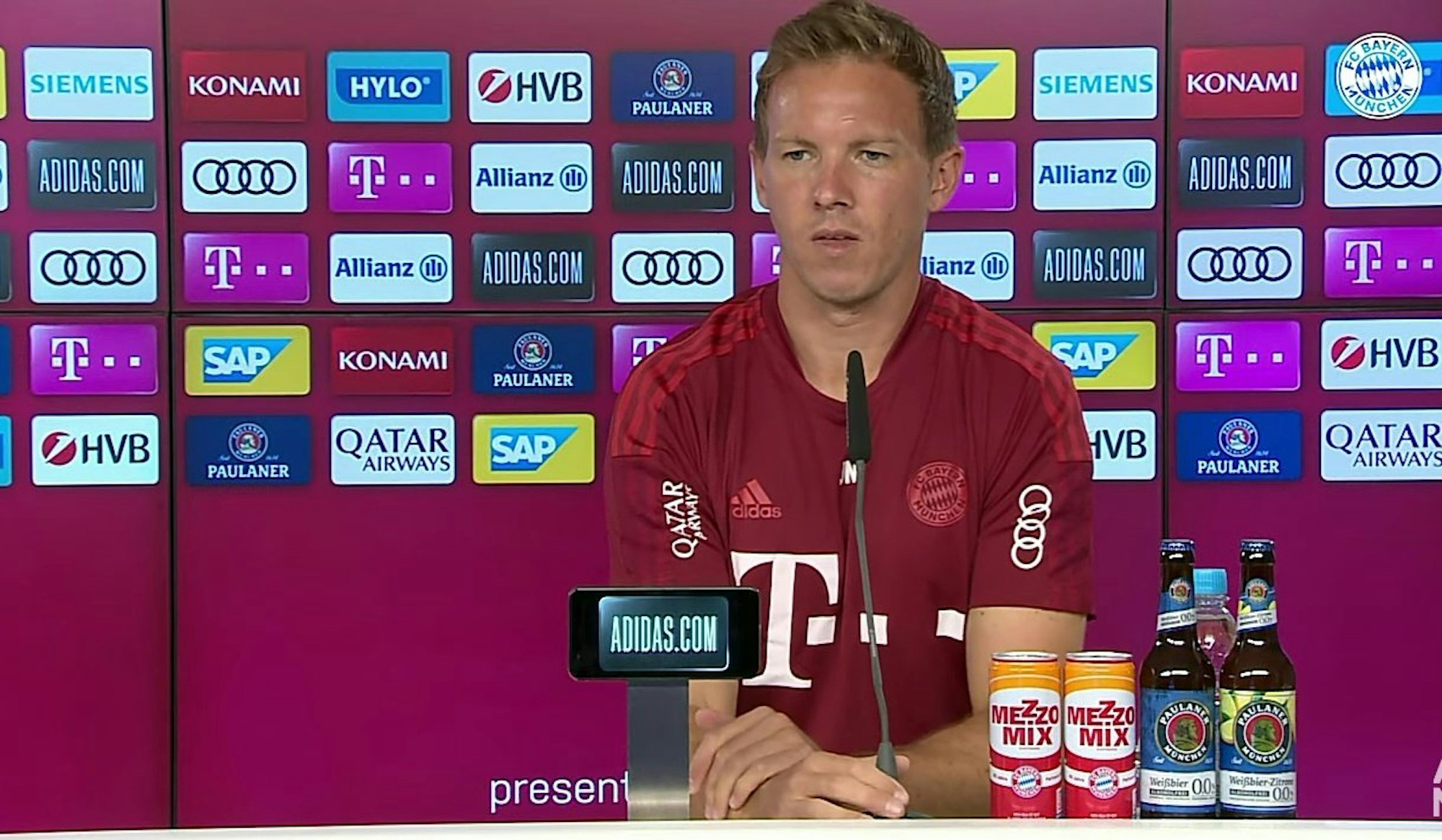 Bayern-Trainer Julian Nagelsmann bei der Pk vor dem Bundesliga-Start.