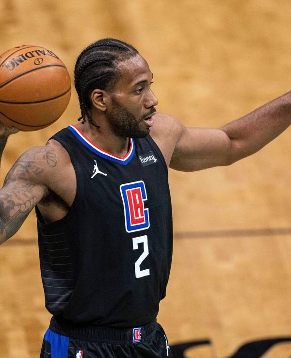 Los Angeles Clippers forward Kawhi Leonard während eines Spiels gegen die Charlotte Hornets.