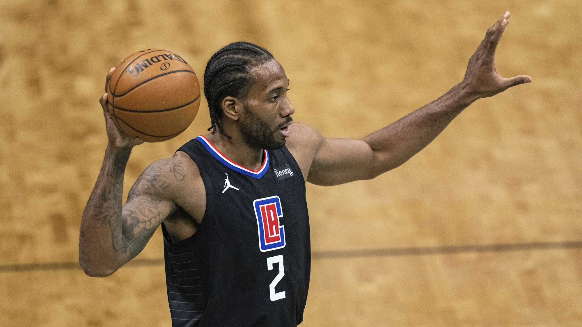 Los Angeles Clippers forward Kawhi Leonard während eines Spiels gegen die Charlotte Hornets.