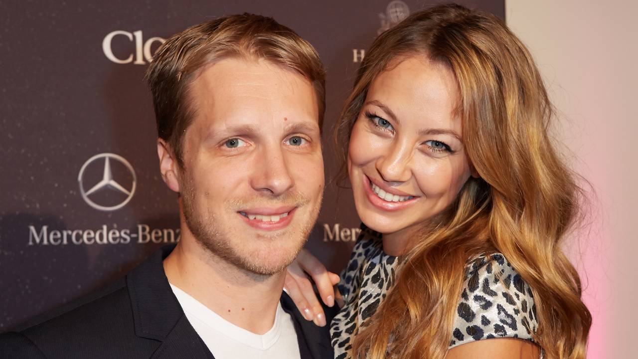 ARCHIV - Oliver und Alessandra Pocher posieren am 14.11.2012 in Hamburg. Foto: Georg Wendt (zu dpa "Alessandra und Oliver Pocher gehen getrennte Wege" vom 11.04.2013) +++ dpa-Bildfunk +++