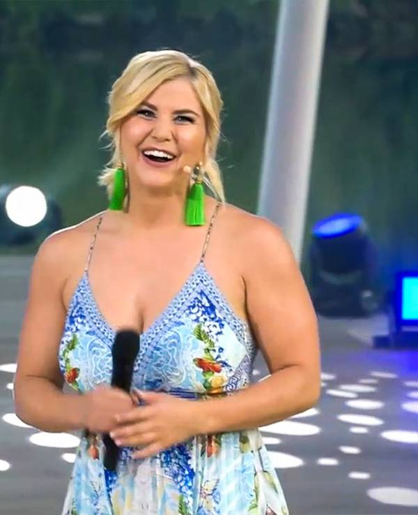 Beatrice Egli ist in der ARD zu Gast bei Florian Silbereisens Geburtstags-Schlagershow.