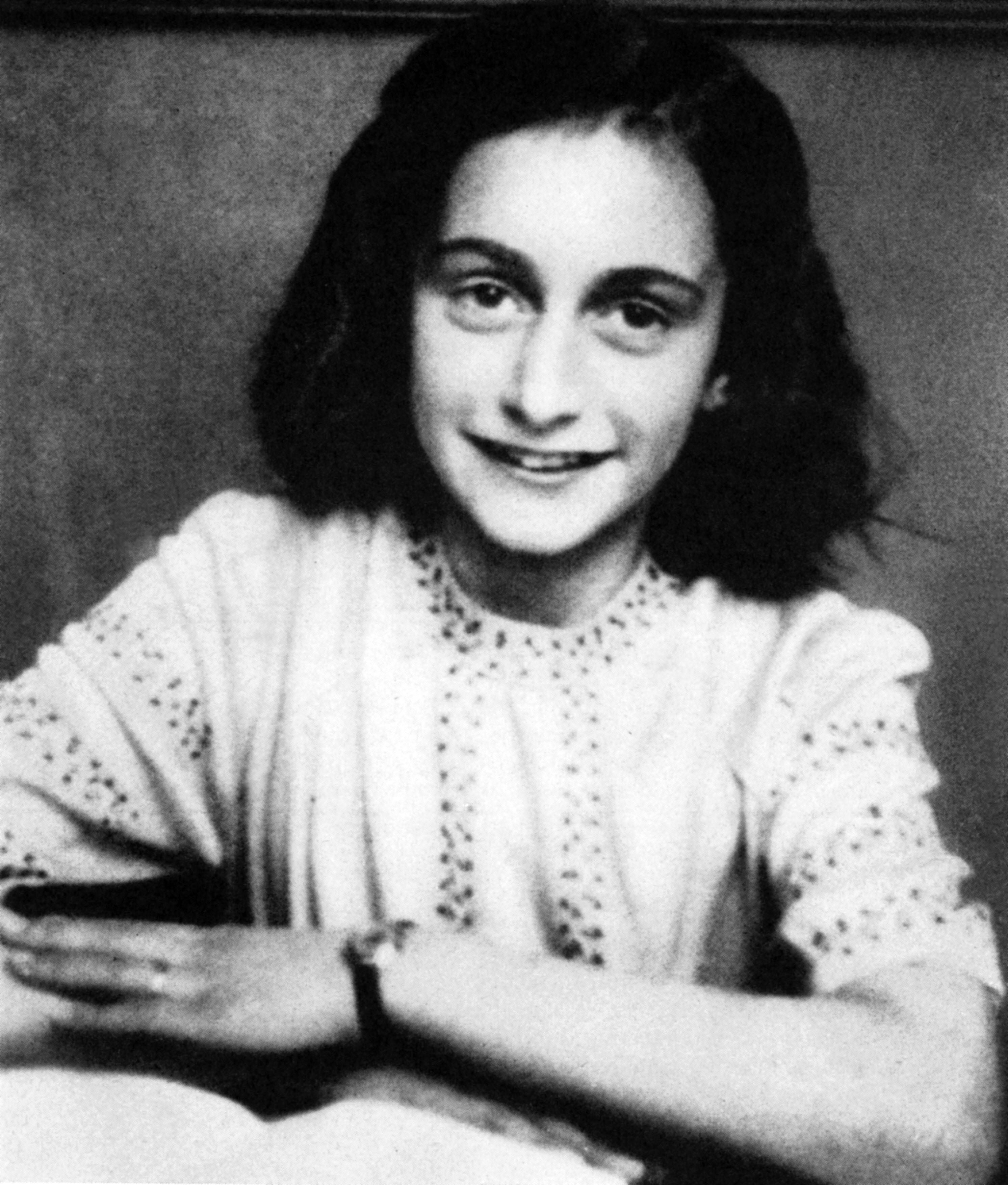 Peinlicher Fehler beim FC Everton: Anne Frank (1929-1945) wurde in einem Video über Corona-Opfer gezeigt.